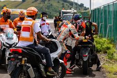 Momen Marc Marquez Usai Jatuh di Warm Up MotoGP Mandalika 2022