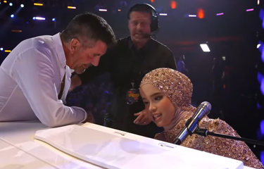 Simon Cowell bisikkan hal ini pada Putri Ariani sebelum tampil di Semi Final America's Got Talent 2023
