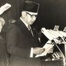 Hari Ini dalam Sejarah: Pergantian Presiden RI, Soeharto Ditunjuk Gantikan Sukarno