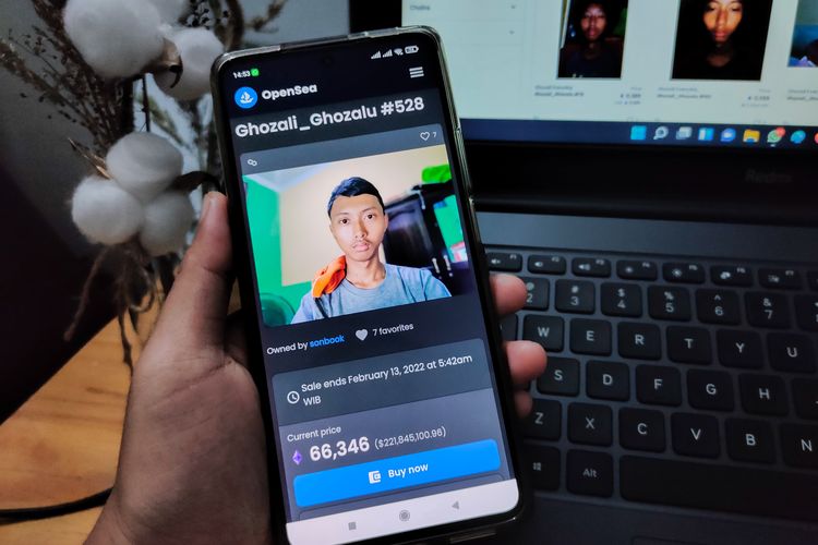 Ilustrasi foto selfie Ghozali yang dijual paling mahal, yaitu hingga lebih dari 66.000 ETH.