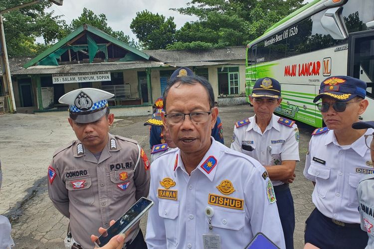 Kepala Dinas Perhubungan Kabupaten Gunungkidul Irwan Jatmiko saat di Garasi Maju Lancar. Senin (1/4/2024)
