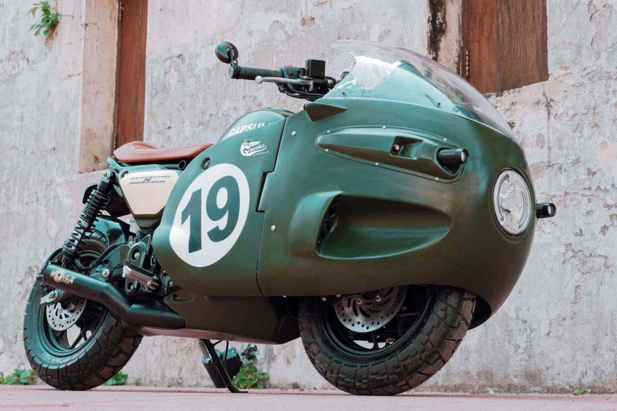 
Honda Monkey bergaya motor balap Moto Guzzi V8 tahun 1950-an