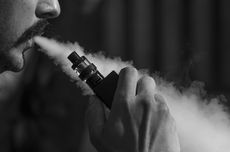 Vape Tak Lebih Aman dari Rokok Konvensional, Apa Saja Bahaya Vape Rokok?