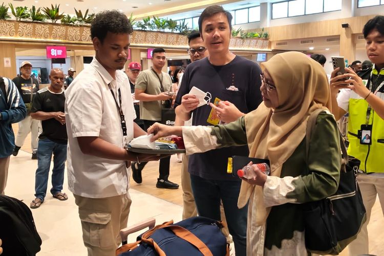 Dampak Erupsi Anak Krakatau, 12 Penerbangan di Bandara Sentani Batal
