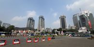 Kondisi Monas Jelang Demo 27 Agustus, TNI-Polisi Berjaga, Lalu Lintas Lengang