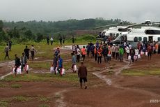 Jokowi Berikan 6.000 Paket Bantuan untuk Warga Terdampak Bencana di Bogor