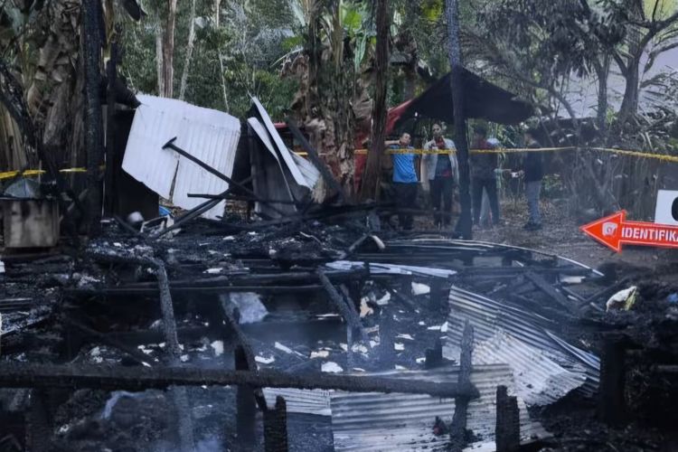 Ibu Bantu Hajatan Tetangga, Dua Balita Terjebak Kebakaran Rumah di Tabalong