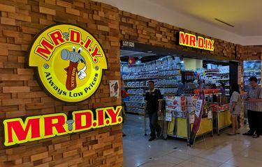 Ilustrasi gerai Mr DIY. 