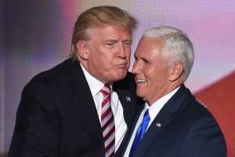 Calon presiden AS dari Partai Republik Donald Trump dan pasangannya, Mike Pence sang Gubernur Indiana.