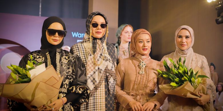 Kampanye Wardah #BeautyMovesYou Global Movement di Dubai dilakukan dengan kolaborasi bersama dua desainer hijab lokal, Khanaan Shamlan dan  Vivi Mar?i Zubedi