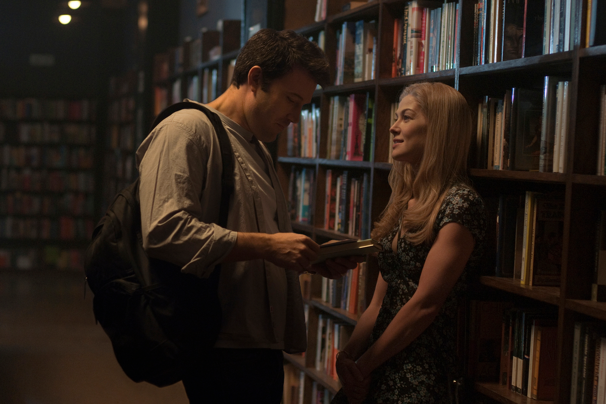 Salah satu adegan di film Gone Girl yang dibintangi Ben Affleck dan Rosamund Pike