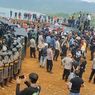 Desak PT Antam Kembali Beroperasi, Masyarakat Konawe Utara Terlibat Bentrok dengan Polisi