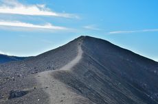 7 Musibah Pariwisata Sepanjang 2023, Erupsi Gunung Marapi di Penghujung Tahun 