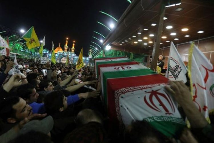Arak-arakan jenazah Qasem Soleimani sebelum dimakamkan, Sabtu (4/1/2020)