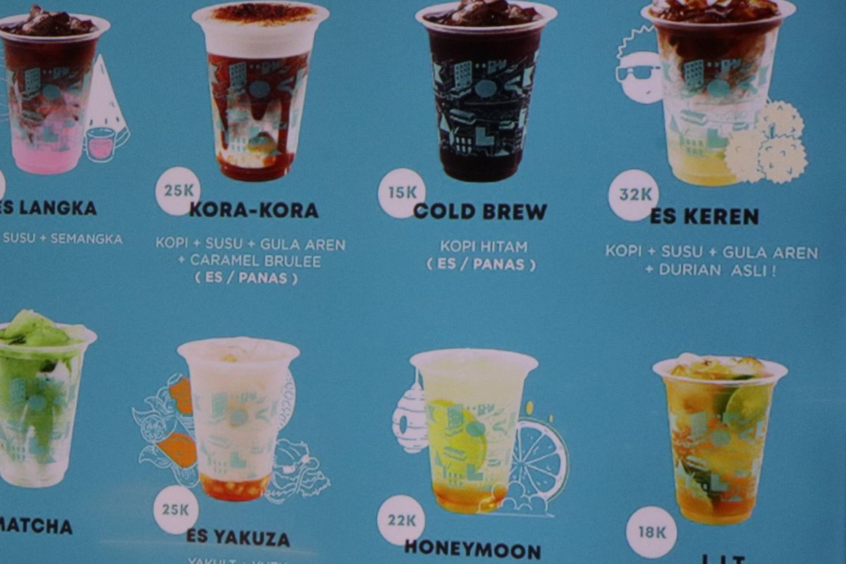 Daftar menu Kokali, menunjukkan harga minuman yang ditulis dengan singkatan K