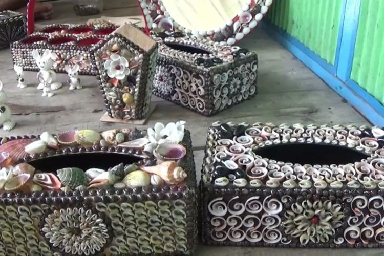  Material  Limbah Yang Tepat Untuk  Hiasan  Luar Rumah  Adalah 