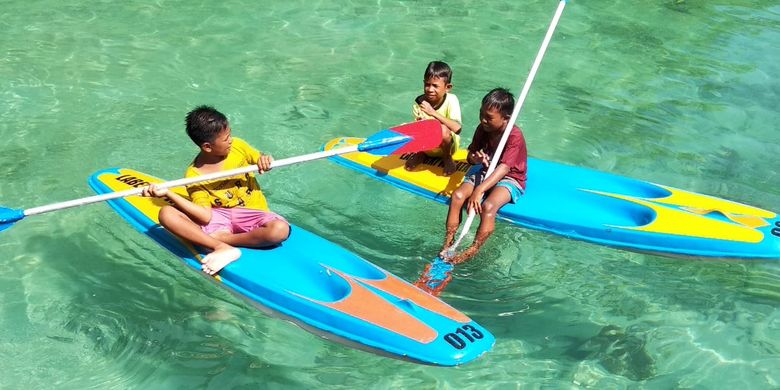 Kejernihan laut di sekitar Pulau Labengki membuat pemandangan dasar laut terlihat jelas