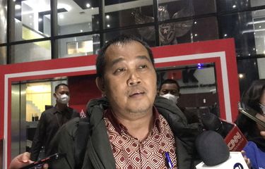 Koordinator Masyarakat Anti-Korupsi (MAKI) Boyamin Saiman saat ditemui di Gedung Merah Putih KPK, Jakarta, Selasa (17/5/2022).