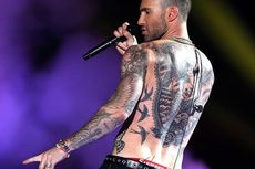 Tampil Di Super Bowl, Adam Levine Kenakan Rolex Langka Rp 1,3 M