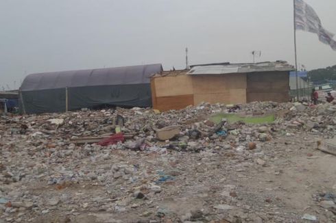 Warga Bangun Gubuk di Kampung Akuarium untuk Menyambung Hidup