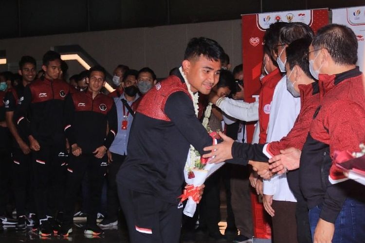 Timnas Indonesia mendarat di Bandara Soekarno-Hatta, Tangerang, Banten, Senin (23/5/2022) malam, setelah menuntaskan tuga di SEA Games 2021.