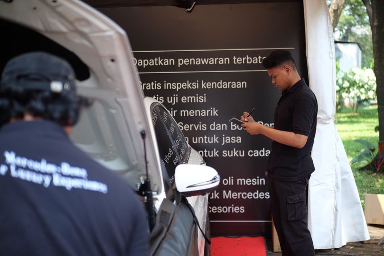 PT Mercedes-Benz Distribution Indonesia (MBDI) menggelar Mobile Service Clinic and Sales Event