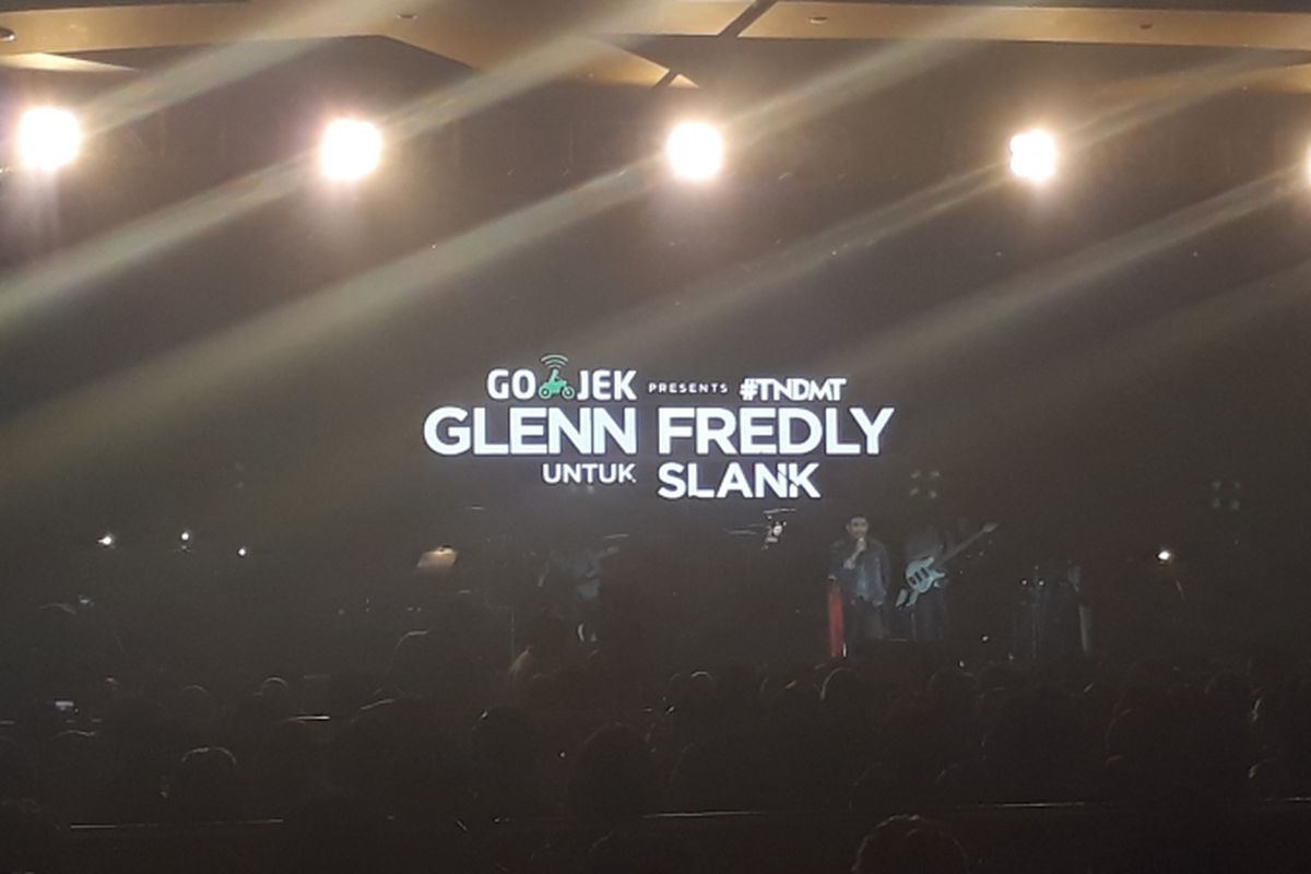 Cuplikan konser #TNDMT Glenn Fredly untuk Slank yang diselenggarakan di Gandaria City Hall, Jakarta Selatan, Sabtu (30/9/2017).