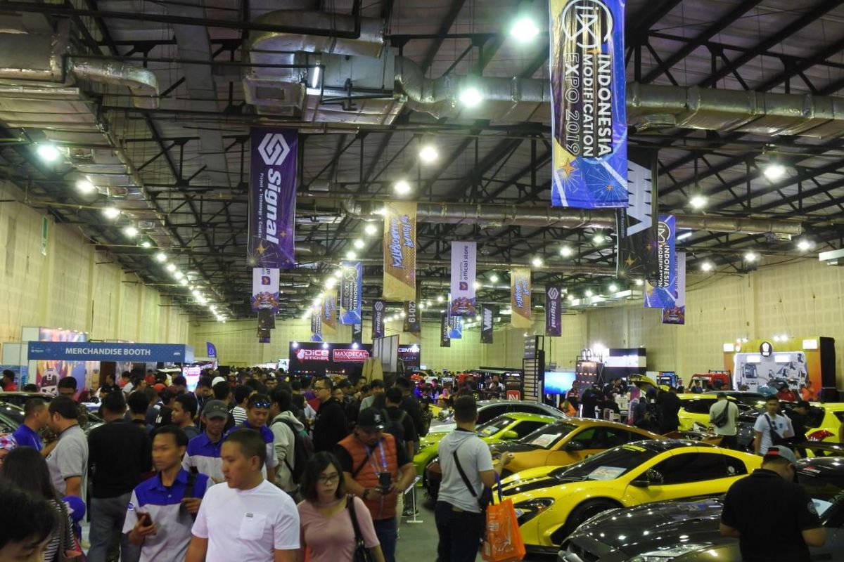 Ilustrasi pameran otomotif IMX