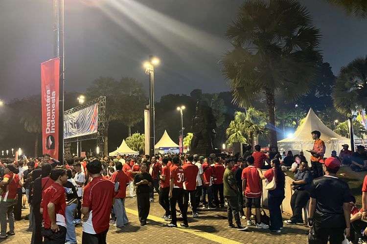 Jauh-jauh dari Kalimantan, Ating Gagal Nonton Indonesia Vs Thailand di GBK Usai Tiketnya Di-cancel
