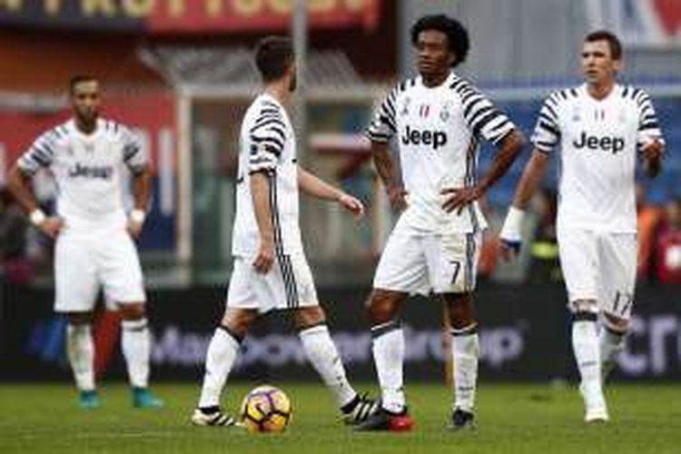 Juventus menelan kekalahan 1-3 saat bertandang ke markas Genoa, dalam lanjutan Serie A di Stadion Luigi Ferraris, Minggu (27/11/2016).