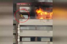 Dua Perempuan Melompat dari Lantai Enam Sebuah Hotel yang Terbakar