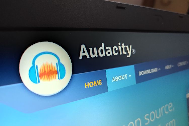 Ilustrasi software editing audio Audacity.