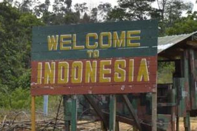 Salah satu titik perbatasan Indonesia dan Malaysia di Simanggaris, Kabupaten Nunukan, Kalimantan Utara. Begitu panjangnya perbatasan Indonesia-Malaysia ini membuat kawasan tersebut menjadi rawan digunakan para penyelundup narkoba.