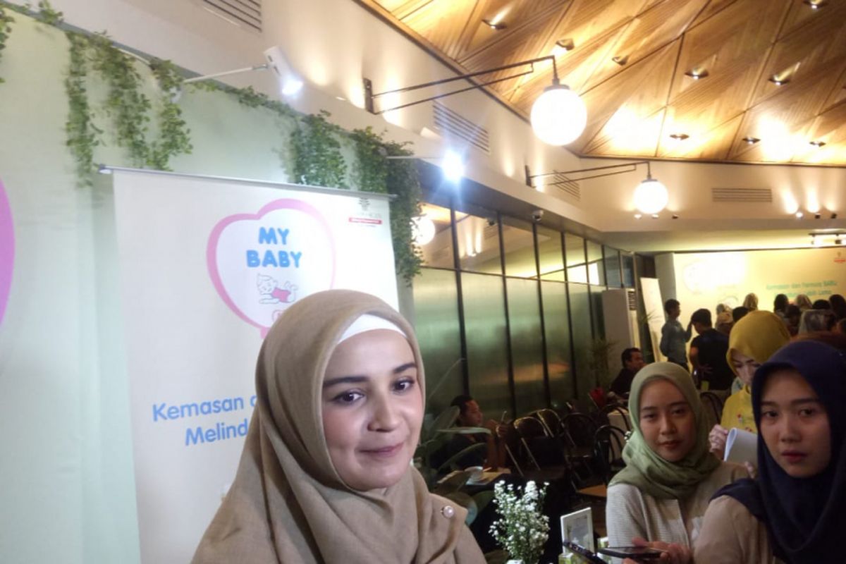 Artis peran Shireen Sungkar saat ditemui dalam sebuah seminar kesehatan anak-anak di kawasan Senayan, Jakarta Pusat, Selasa (19/2/2019).