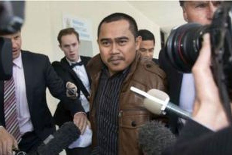 Muhammad Rizalman Ismail (38) dia dituduh mencoba menyerang dan memperkosa seorang gadis di Selandia Baru.