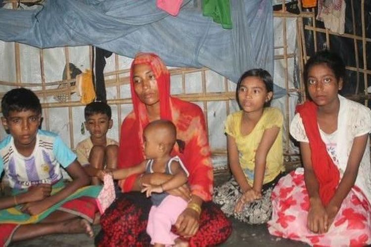 Anura Begam kesulitan menyediakan makanan yang cukup untuk enam anak-anaknya di Cox?s Bazar