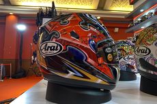 Helm Legenda MotoGP Ada di IIMS 2024, Dijual Seharga Honda Stylo