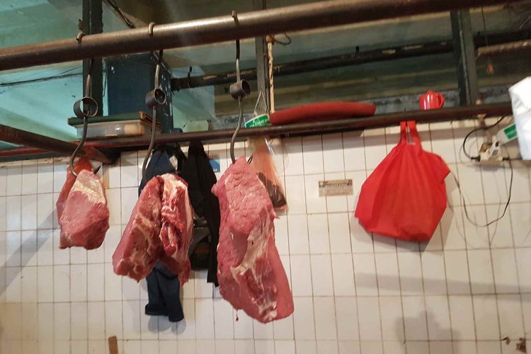 Daging sapi di Pasar Slipi, Kamis (4/3/2021).