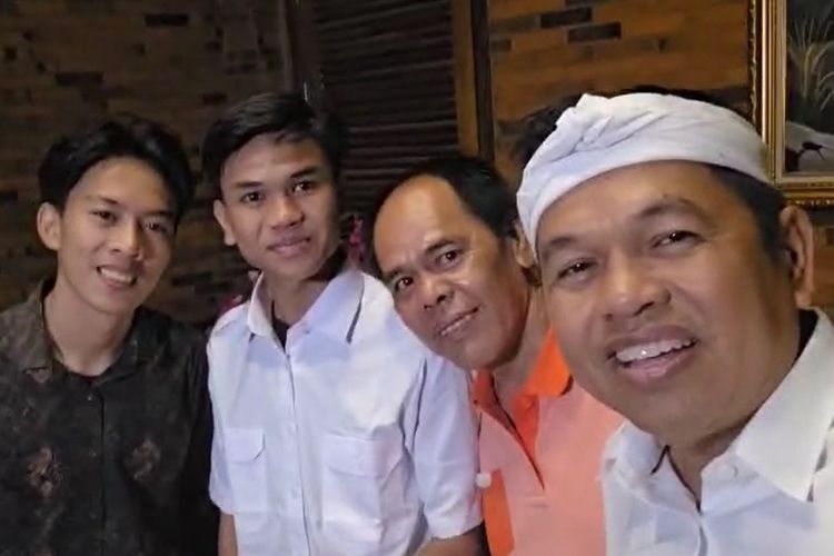 Kisah Ketua RT Gen Z Bermimpi Jadi Gubernur Jakarta, Mulai dari Cor Jalan Kampung