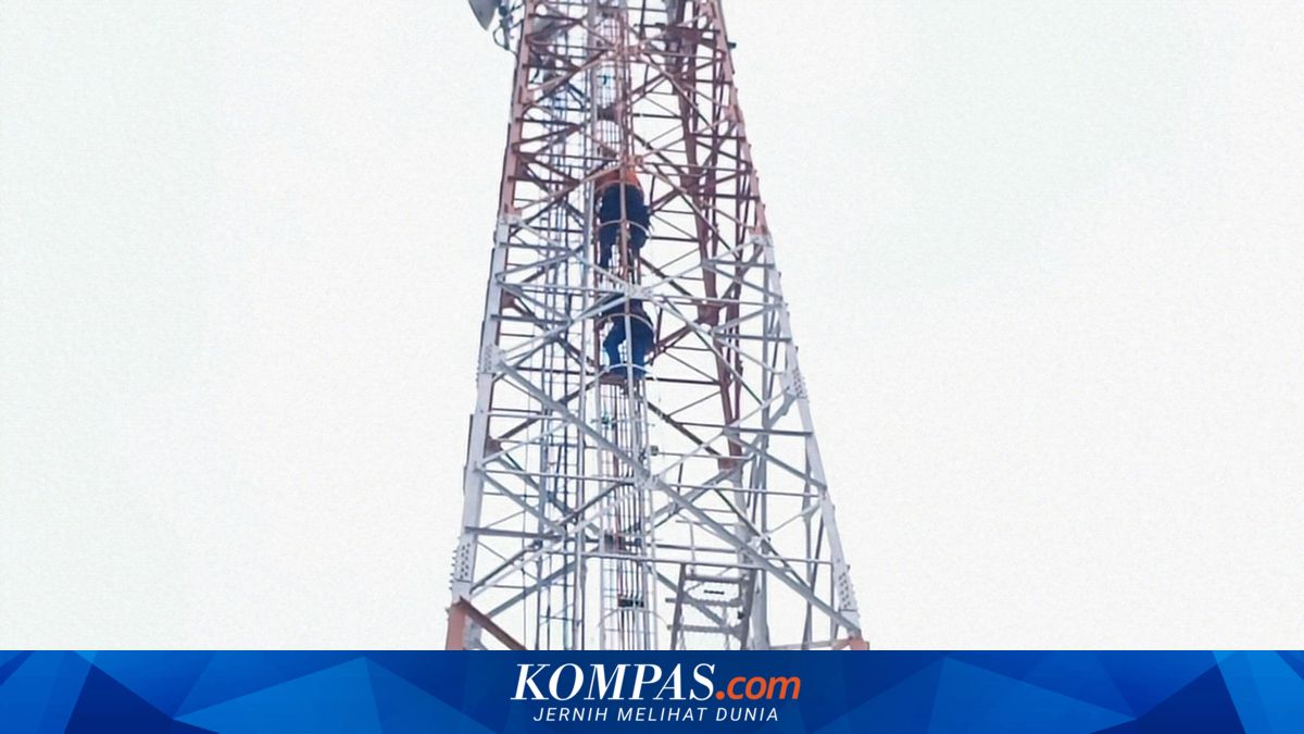 Diancam Cerai Istri, Pria di Bandar Lampung Nekat Panjat Tower Sinyal Setinggi 52 Meter