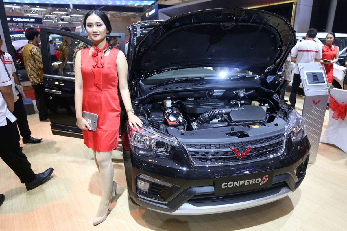 Convero S dari  Wuling Motors dipamerkan pada acara Gaikindo Indonesia International Auto Show (GIIAS) 2017 di Indonesia Convention Exhibition (ICE), BSD City, Tangerang, Banten, Kamis (10/8/2017). GIIAS 2017 akan berlangsung hingga 20 Agustus 2017 