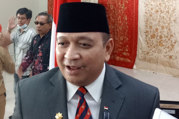 Sekretaris Daerah Kota Padang Andree Algamar seusai pelantikannya di Balai Kota Padang, Senin (13/6/2022). 