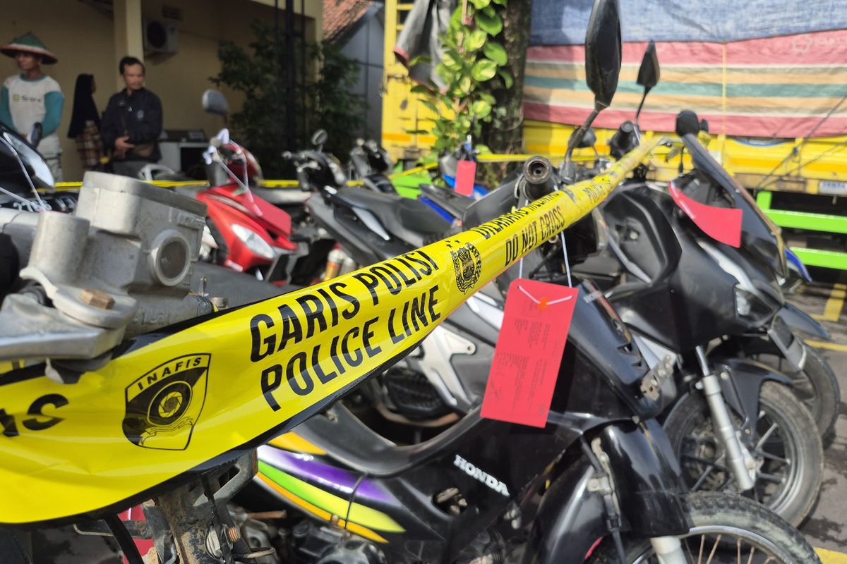 Inilah beberapa sepeda motor yang dicuri tersangka Sukardi, warga warga Desa Rejosari, Kecamatan Kradenan, Kabupaten Grobogan, Jawa Tengah di enam kecamatan di Kabupaten Ngawi, Jawa Timur. 