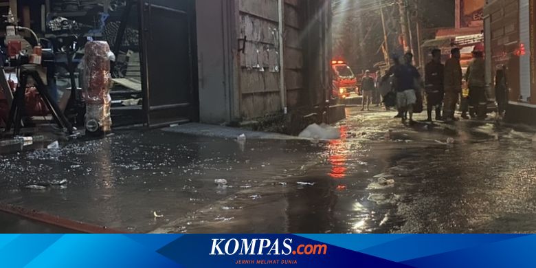 Pabrik di Serpong Utara Terbakar, Api Baru Padam Setelah Empat Jam
