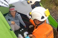 Basarnas Manado Evakuasi Turis Inggris yang Cedera Kena Reruntuhan Batu Gunung Soputan