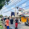Aksi Protes, Warga Ciputat Timur Jemur Baju dan Celana Dalam di Kabel Menjuntai