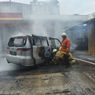 Mobil Terbakar di Kawasan Ceger, Berawal dari Mesin yang Meledak