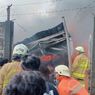 Gudang Terbakar di Kembangan Jakbar, 13 Unit Damkar Dikerahkan