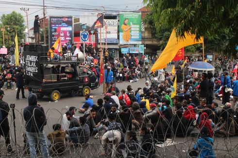 30 Elemen Mahasiswa Jember Kembali Gelar Aksi Tolak UU Cipta Kerja 