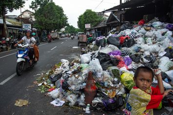 TPST Piyungan Ditutup, Sampah Menggunung di Yogyakarta